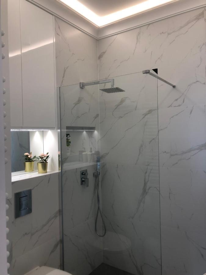 Apartament Grazyna Stanczyka Apartman Varsó Kültér fotó